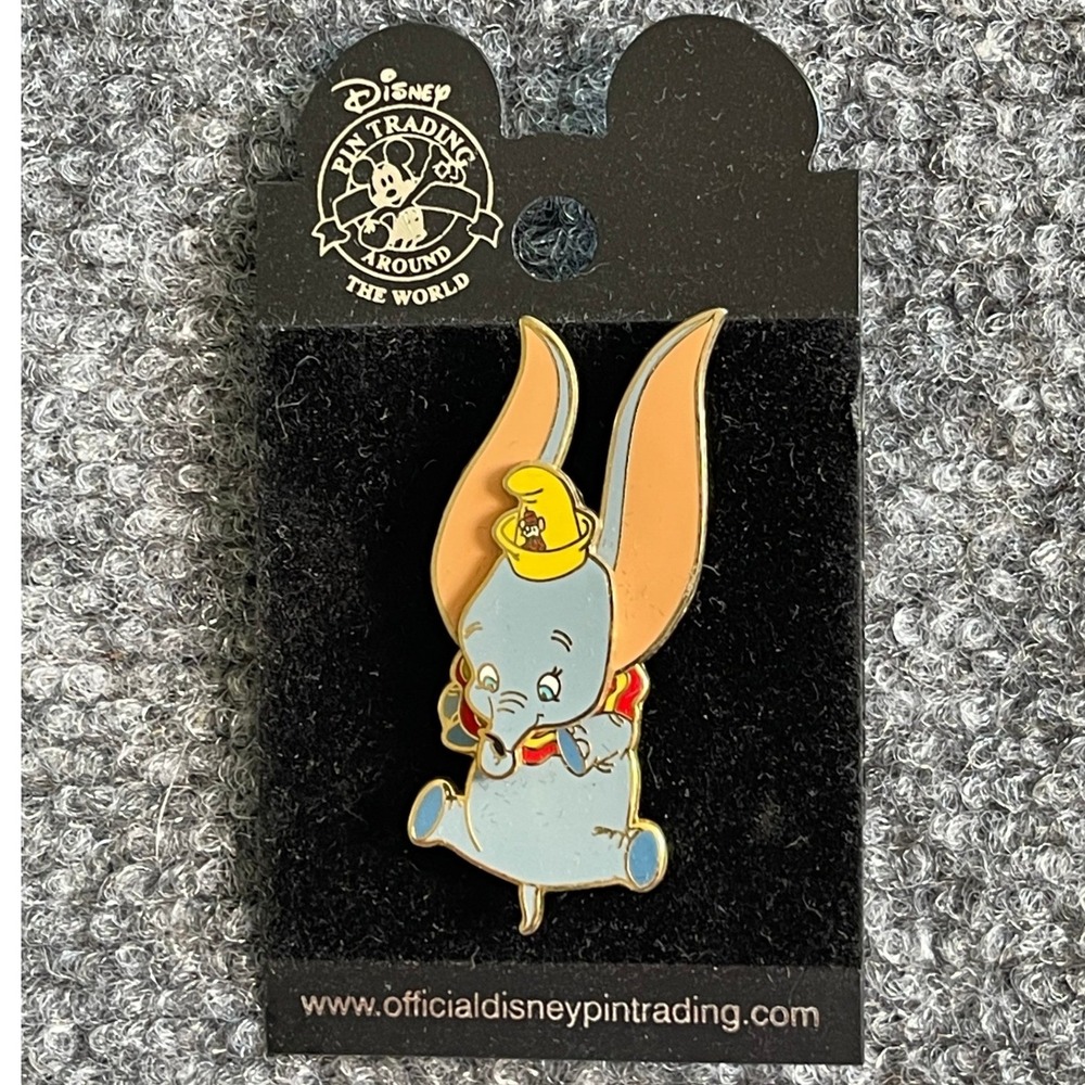 Disney Pin Trading Around the World Dumbo Timothy Mouse Enamel Pin New 32123